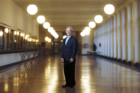 Kirk W. Junker in der Universität zu Köln