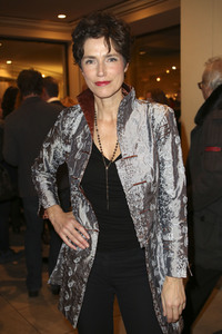 Theaterpremiere 'Alles muss glänzen - The Homemaker' in Berlin