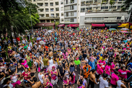 Carnival Parade 'Minhoqueens of the Arouche' in Sao Paulo