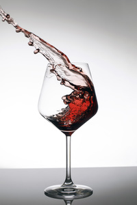 Symbolfoto Rotwein