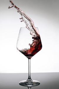 Symbolfoto Rotwein