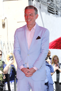 Elvis Duran erhält einen Stern auf dem Hollywood Walk of Fame in Los Angeles