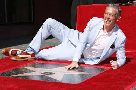 Elvis Duran erhält einen Stern auf dem Hollywood Walk of Fame in Los Angeles