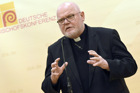 Pressekonferenz zur Deutschen Bischofskonferenz in Bensberg