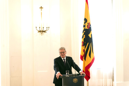 Ordensverleihung zum Internationalen Frauentag in Berlin