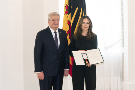 Ordensverleihung zum Internationalen Frauentag in Berlin