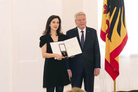 Ordensverleihung zum Internationalen Frauentag in Berlin