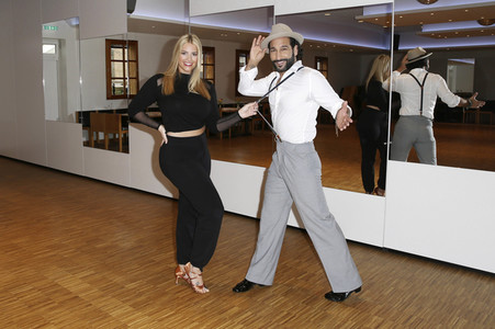 Angelina Kirsch trainiert für 'Let's Dance' in Neumünster