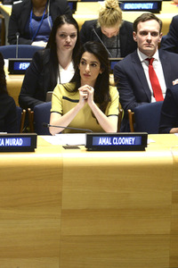 Amal Clooney spricht bei den Vereinten Nationen in New York