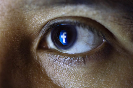 Symbolfoto Facebook
