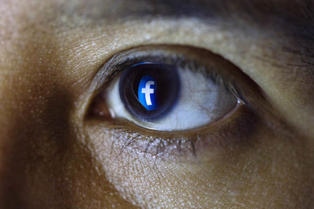 Symbolfoto Facebook