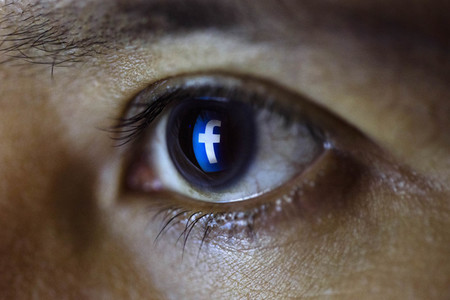 Symbolfoto Facebook