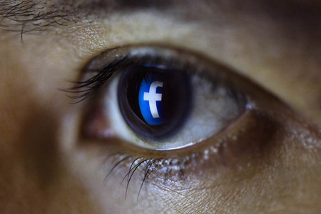Symbolfoto Facebook