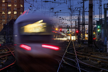 Symbolfoto Schienennetz
