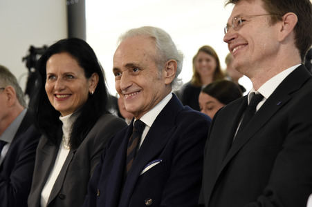 Eröffnung der José Carreras Ambulanz für Molekulare Therapien in Frankfurt