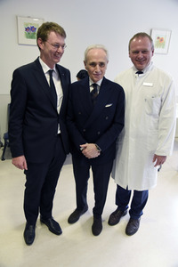 Eröffnung der José Carreras Ambulanz für Molekulare Therapien in Frankfurt