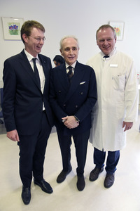 Eröffnung der José Carreras Ambulanz für Molekulare Therapien in Frankfurt