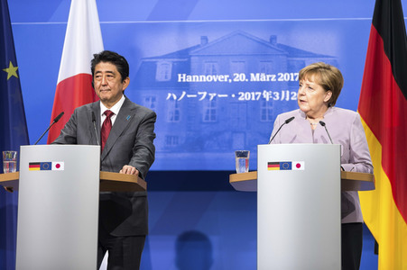Pressekonferenz von Angela Merkel und Shinzo Abe in Hannover