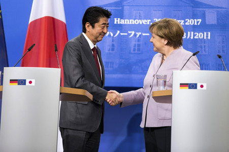 Pressekonferenz von Angela Merkel und Shinzo Abe in Hannover