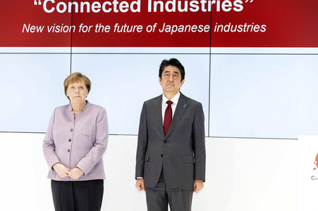 CeBIT Rundgang der Bundeskanzlerin Merkel in Hannover