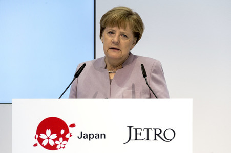 CeBIT Rundgang der Bundeskanzlerin Merkel in Hannover