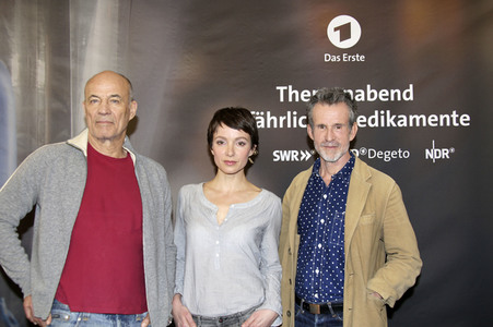 Photocall 'Gefährliche Medikamente' in Hamburg