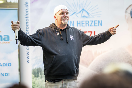Showcase von DJ Ötzi in Magdeburg