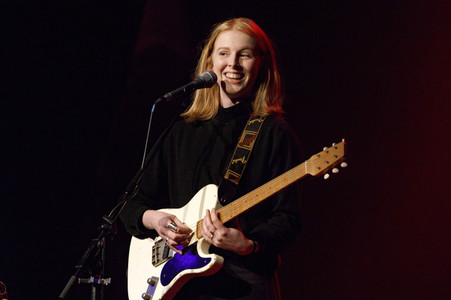 Konzert von Fenne Lily in Köln