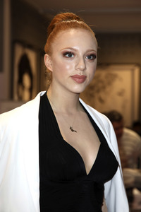 Anna Ermakova auf der Beauty Messe in Düsseldorf