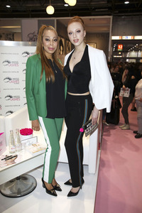 Anna Ermakova auf der Beauty Messe in Düsseldorf