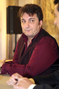 Künstlergespräch mit Ludovic Tézie Wien
