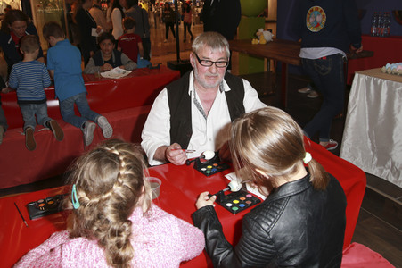 Charity Aktion 'The Perfect Easter Table' in Hamburg