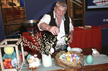 Charity Aktion 'The Perfect Easter Table' in Hamburg
