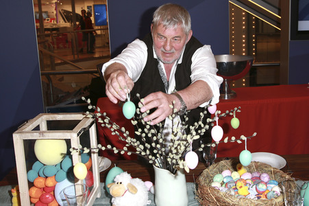 Charity Aktion 'The Perfect Easter Table' in Hamburg