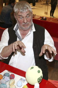 Charity Aktion 'The Perfect Easter Table' in Hamburg