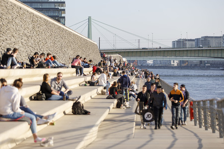 Am Rheinboulevard in Köln