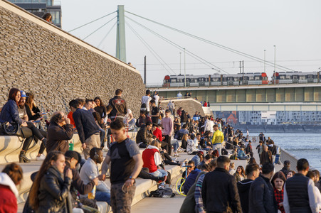 Am Rheinboulevard in Köln