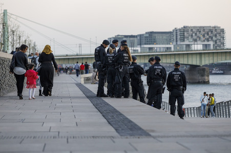 Am Rheinboulevard in Köln