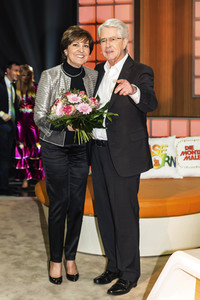 Fototermin bei der TV Überraschungsshow zum 75. Geburtstag von Frank Elstner in Berlin