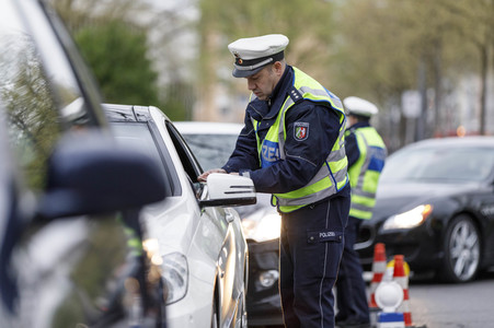Symbolfoto Verkehrskontrolle
