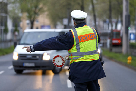Symbolfoto Verkehrskontrolle