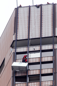 Rettungseinsatz im Kölner Unicenter 42. Stock