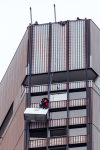 Rettungseinsatz im Kölner Unicenter 42. Stock