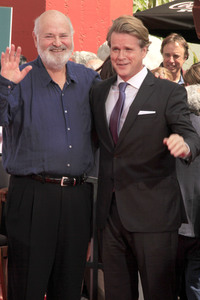 Hand and Footprint Ceremony mit  Carl und Rob Reiner in Los Angeles