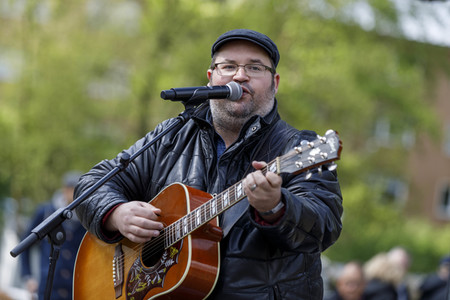 Osterrenntag auf der Galopprennbahn Köln-Weidenpesch