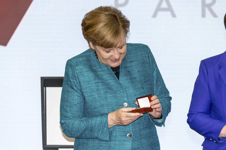 Eröffnungsrundgang der Bundeskanzelerin auf der Hannover Messe 2017