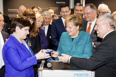 Eröffnungsrundgang der Bundeskanzelerin auf der Hannover Messe 2017