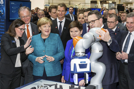 Eröffnungsrundgang der Bundeskanzelerin auf der Hannover Messe 2017