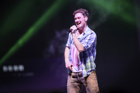 Liveshow 'Das große Schlagerfest - Die Party des Jahres' in Erfurt