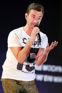 Liveshow 'Das große Schlagerfest - Die Party des Jahres' in Kiel